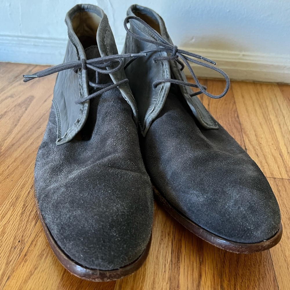 Men’s John Varvatos gray suede and leather 3/4 boots. (Eur 44/11)